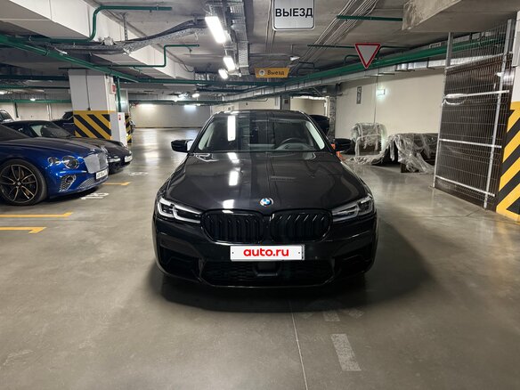 2023 BMW 5 серии 530i xDrive VII (G30/G31/G38) Рестайлинг, синий, 6239000 рублей - вид 2
