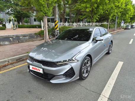 Kia K5 III