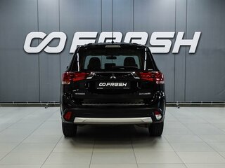 2015 Mitsubishi Outlander III Рестайлинг, чёрный, 1999000 рублей, вид 4