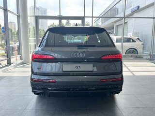 2026 Audi Q7 45 TFSI II (4M) Рестайлинг 2, серый, 11400000 рублей, вид 5