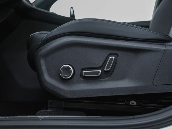 2026 Geely Monjaro I, белый - вид 14