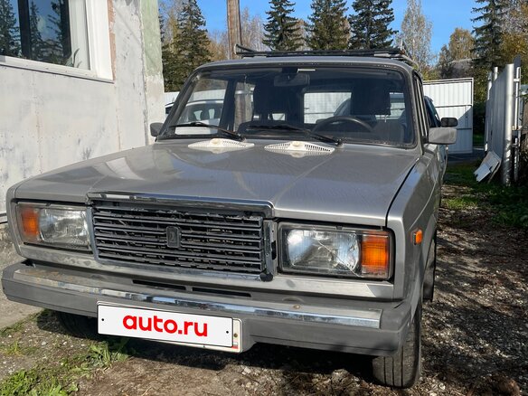 2011 Lada (ВАЗ) 2104, серебристый