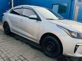 2017 Kia Rio IV, серебристый, 1100000 рублей - вид 1