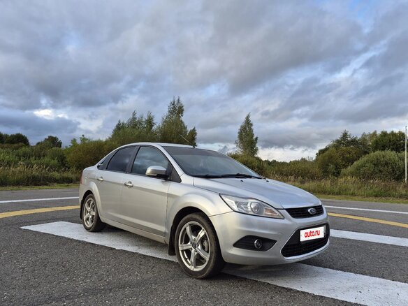 2008 Ford Focus II Рестайлинг, серый, 430000 рублей - вид 3