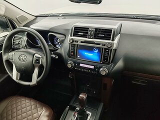 2014 Toyota Land Cruiser Prado 150 Series Рестайлинг 1, белый, 3149000 рублей, вид 1