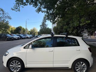 2011 Volkswagen Golf Plus II, белый, 730000 рублей, вид 3