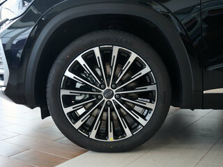 2026 Geely Monjaro I Рестайлинг, чёрный, 4954990 рублей, вид 1