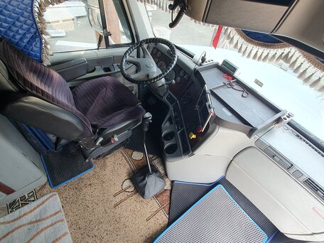 2003 Freightliner Columbia, белый, 2500000 рублей, вид 3