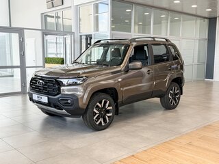 2026 Lada (ВАЗ) Niva Travel I Рестайлинг, коричневый, 1834000 рублей, вид 1
