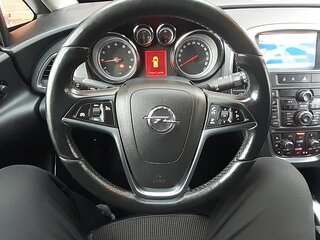 2011 Opel Astra J, красный, 690000 рублей, вид 5
