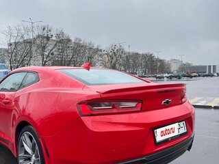 2017 Chevrolet Camaro VI, красный, 1995000 рублей, вид 5