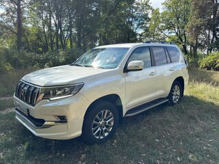 2019 Toyota Land Cruiser Prado 150 Series Рестайлинг 2, белый, 4100000 рублей, вид 3