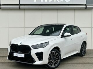 2025 BMW X2 xDrive25i II (U10), белый, 6490000 рублей, вид 1