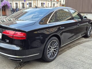 2016 Audi A8 Long III (D4) Рестайлинг, чёрный, 2700000 рублей, вид 5