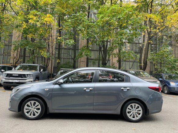 2017 Kia Rio IV, серый, 1180000 рублей - вид 8