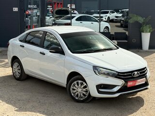 2023 Lada (ВАЗ) Vesta I Рестайлинг (NG), белый, 870000 рублей, вид 1