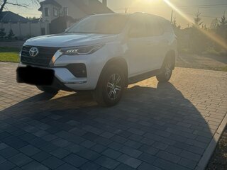 2021 Toyota Fortuner II Рестайлинг, белый, 4450000 рублей, вид 1