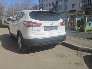 2017 Nissan Qashqai II, белый, 1180000 рублей, вид 3