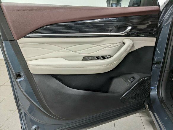 2023 Geely Monjaro I, серый, 2440000 рублей - вид 10