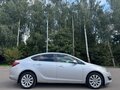 2013 Opel Astra J Рестайлинг, серебристый - вид 3