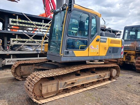 2020 Volvo EC, жёлтый, 7990000 рублей, вид 4