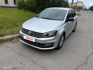 2015 Volkswagen Polo V Рестайлинг, серебристый, 800000 рублей, вид 1