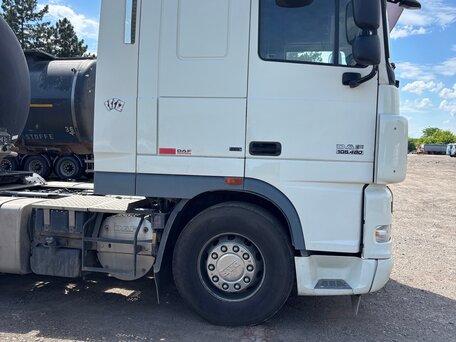 2010 DAF XF 105, белый, 2600000 рублей, вид 2