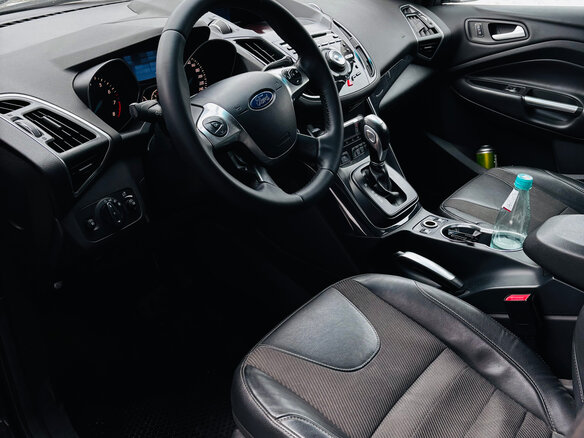 2014 Ford Kuga II, чёрный, 1175000 рублей - вид 5