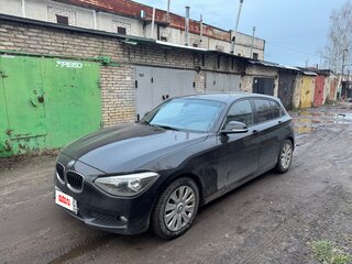 2011 BMW 1 серии 116i II (F20/F21), чёрный, 850000 рублей, вид 1