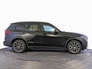 2019 BMW X5 30d IV (G05/G18), чёрный, 4995000 рублей, вид 4
