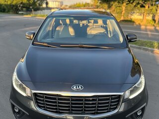 2020 Kia Carnival III, серый, 2630000 рублей, вид 2