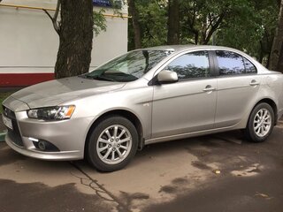 2011 Mitsubishi Lancer X Рестайлинг, серебристый, 1300000 рублей, вид 1