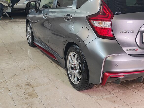 2018 Nissan Note Nismo e-Power II Рестайлинг, серый, 1320000 рублей - вид 2