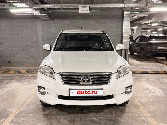 2011 Toyota RAV4 III (XA30) Рестайлинг, белый, 1350000 рублей - вид 1
