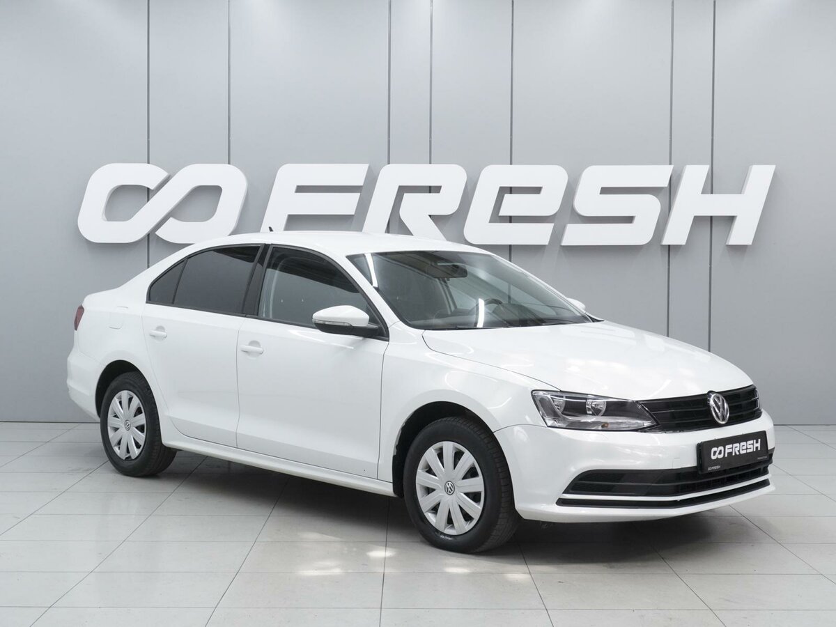Открыть фотографии: Volkswagen Jetta VI Рестайлинг