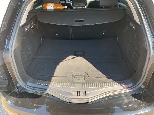 2019 Renault Megane IV, чёрный, 1800000 рублей - вид 6