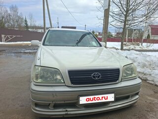 2001 Toyota Crown XI (S170), белый, 1050000 рублей, вид 1