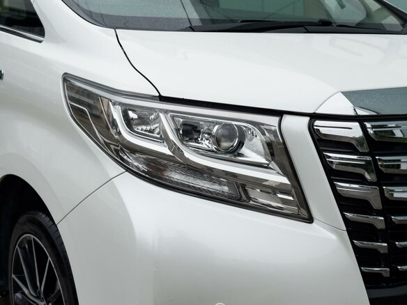 2015 Toyota Alphard III, белый, 3300000 рублей - вид 5