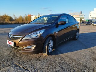 2016 Hyundai Solaris I Рестайлинг, коричневый, 1130000 рублей, вид 1