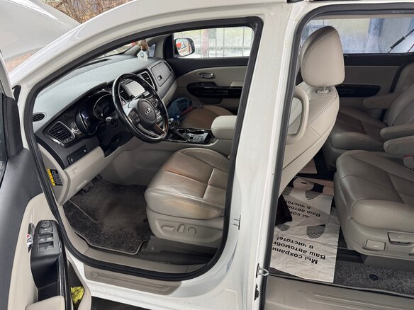 2019 Kia Carnival III, белый, 3120000 рублей - вид 4