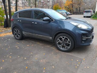 2018 Kia Sportage IV Рестайлинг, серый, 1950000 рублей, вид 1