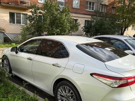 2020 Toyota Camry VIII (XV70), белый, 3450000 рублей, вид 5