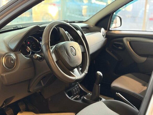 2017 Renault Duster I Рестайлинг, серебристый - вид 9