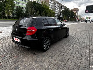 2008 BMW 1 серии 116i I (E81/E82/E87/E88) Рестайлинг, чёрный, 620000 рублей, вид 5