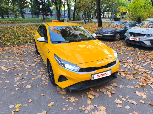 2022 Kia Cerato IV Рестайлинг, белый, 2065000 рублей