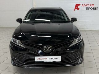 2020 Toyota Camry VIII (XV70), чёрный, 2650000 рублей, вид 2