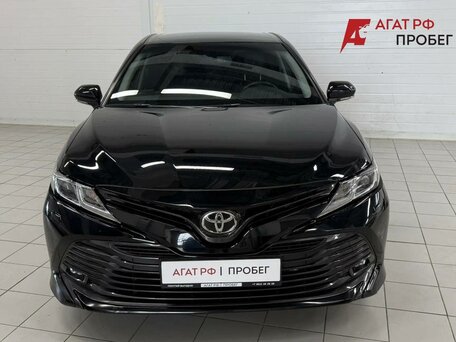 2020 Toyota Camry VIII (XV70), чёрный, 2650000 рублей, вид 2