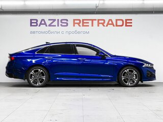 2020 Kia K5 III, синий, 2810000 рублей, вид 4
