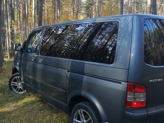 2007 Volkswagen Multivan T5, серый, 1900000 рублей, вид 2