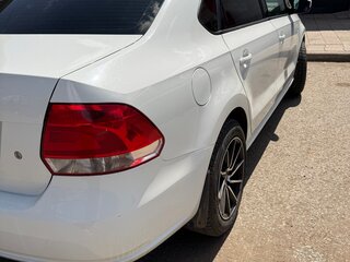 2013 Volkswagen Polo V, белый, 630000 рублей, вид 3